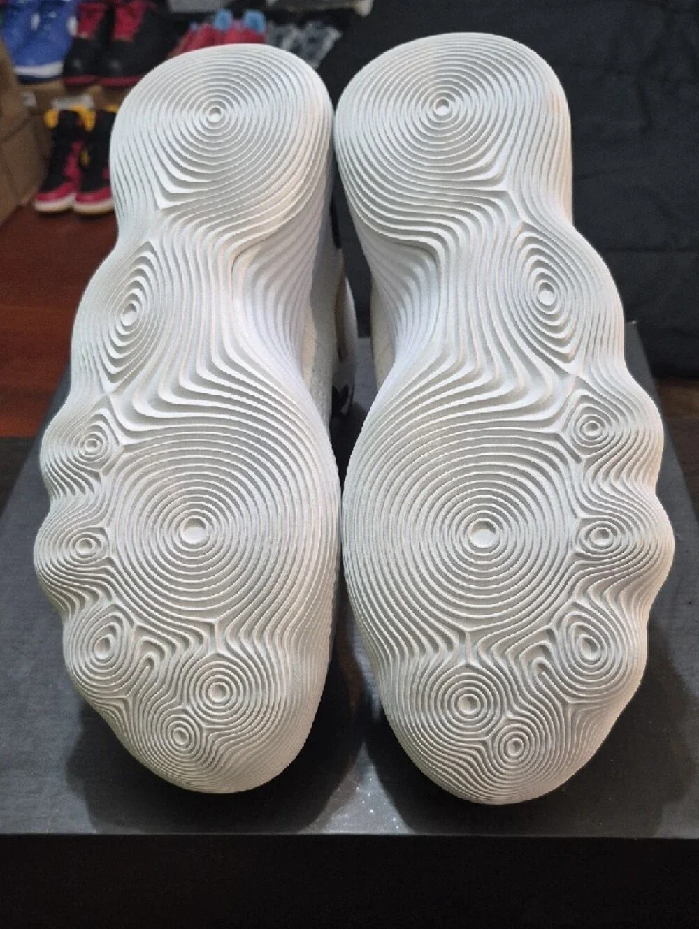 SAMPLE Nike Hyperdunk 